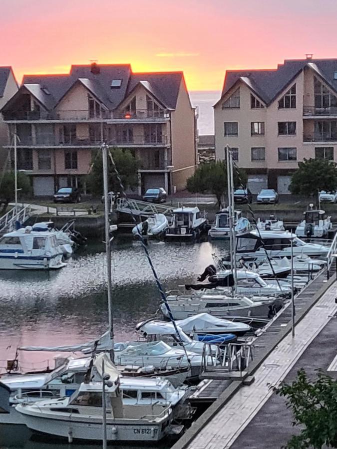 Charmant Studio Situe Sur Le Port De Deauville Exterior photo